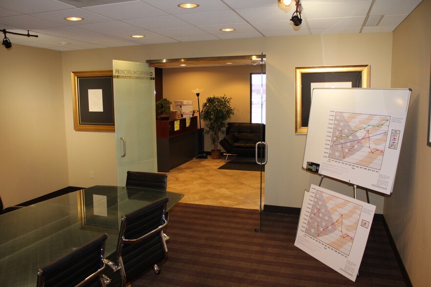 More Photos Of 3701 N St. Peters Pky, Saint Peters Office For Lease