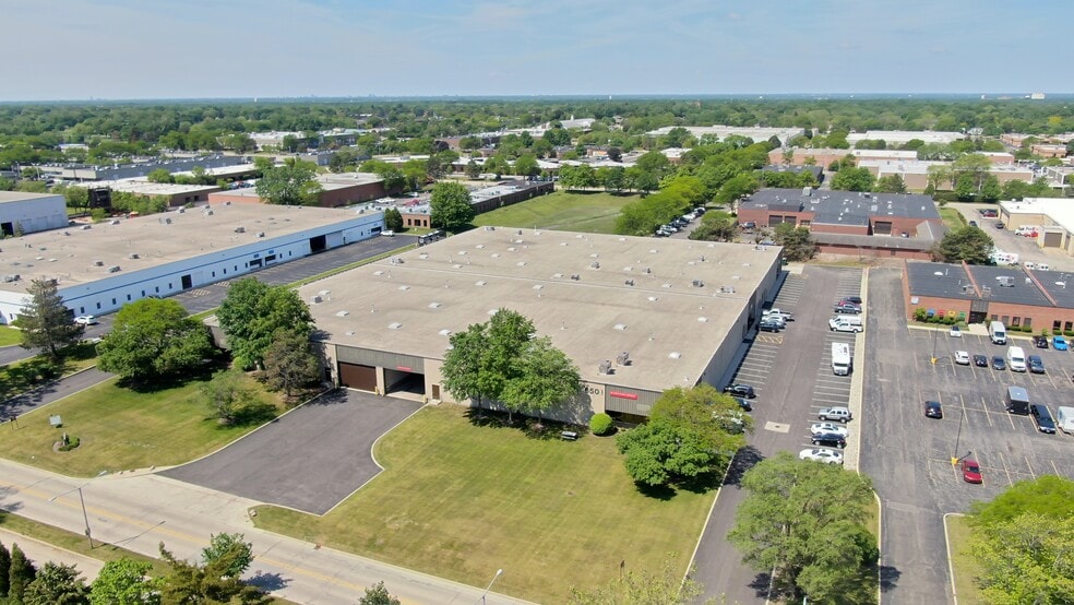 More Photos Of 650 Anthony Trl, Northbrook Manufacturing For Lease