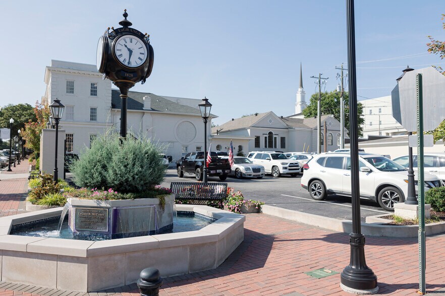 More Photos Of 119 Ridley Ave, Lagrange Office For Sale