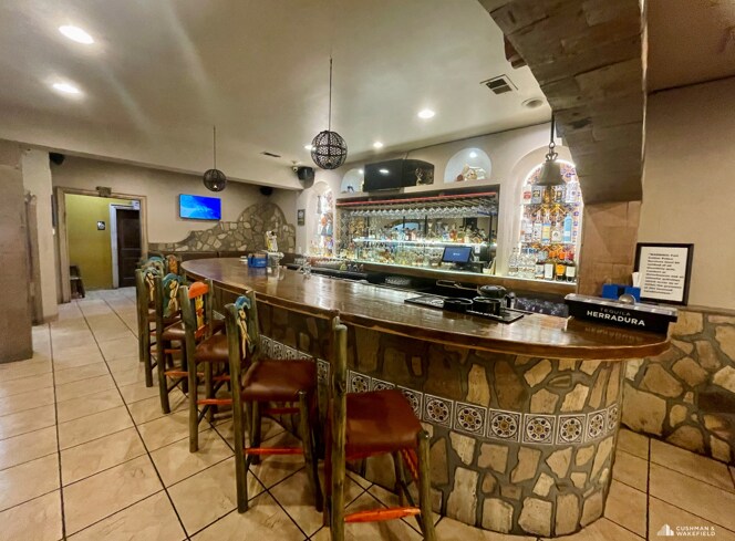 More Photos Of 622 S College Ave, Fort Collins Restaurant For Sale