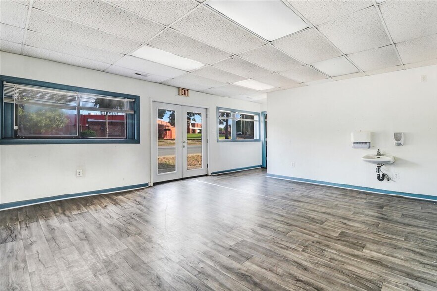 More Photos Of 651 N Brightleaf Blvd, Smithfield Daycare Center For Sale