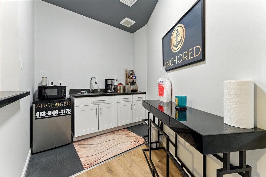 More Photos Of 674-678 Dickinson St, Springfield Freestanding For Sale