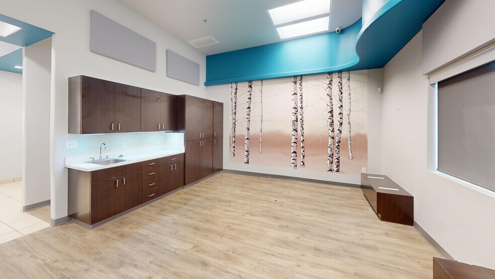 More Photos Of 5341 W University Dr, McKinney Medical For Sale