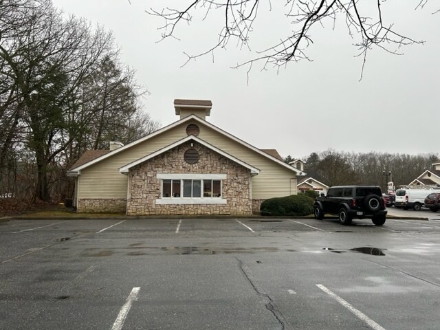 More Photos Of 4474 Middle Country Rd, Calverton Medical For Lease