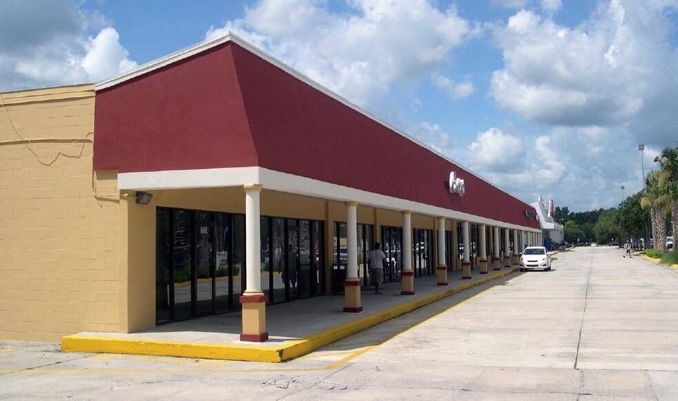 More Photos Of 1700-1722 State Road 44, New Smyrna Beach Unknown For Lease