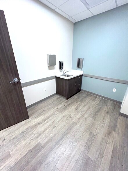 More Photos Of 1014 S 1100 W, Lehi Medical For Lease