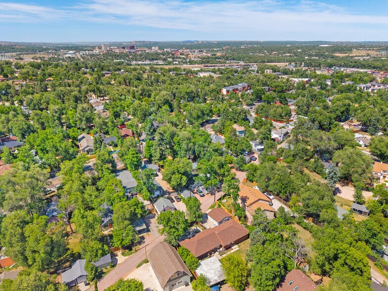 More Photos Of 126 W Cheyenne Rd, Colorado Springs Apartments For Sale