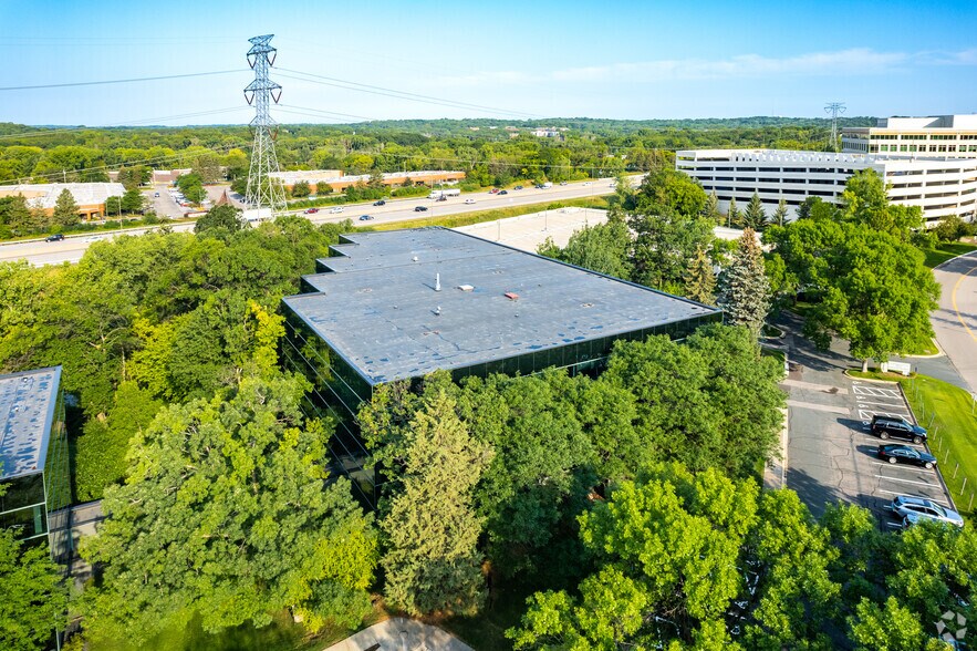 More Photos Of 12900 Whitewater Dr, Minnetonka Unknown For Lease