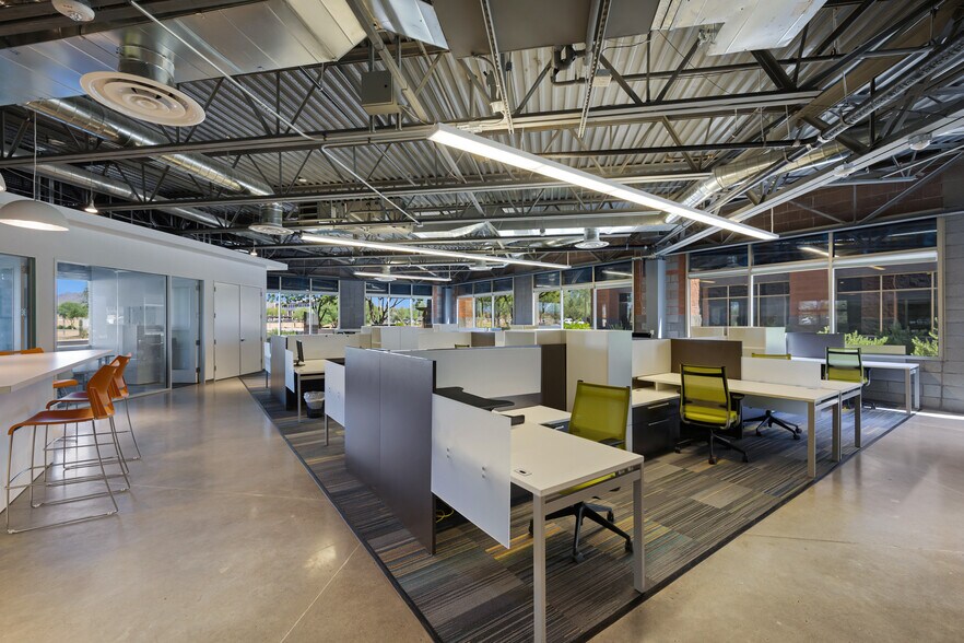 More Photos Of 8901 E Pima Center Pky, Scottsdale Office For Lease