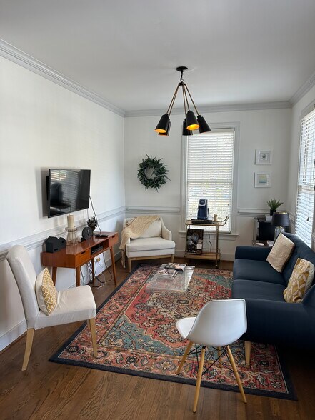 More Photos Of 851 Washington St, Raleigh Office For Sale