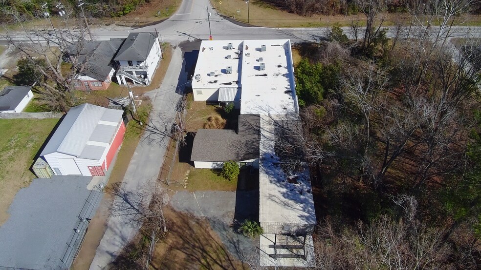 More Photos Of 2744 Louisville Rd, Savannah Light Distribution For Sale