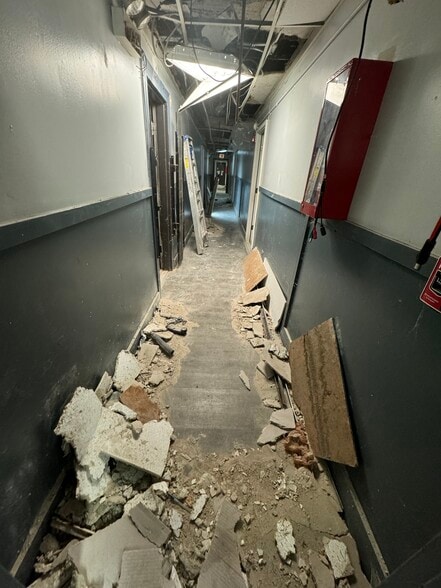 More Photos Of 7456 S Shore Dr, Chicago Apartments For Sale