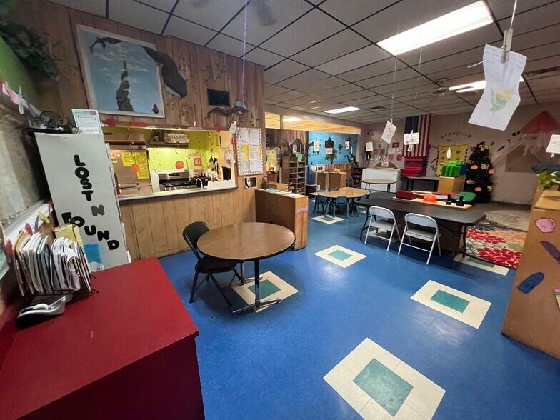 More Photos Of 1221 NW 29th St, Oklahoma City Daycare Center For Sale