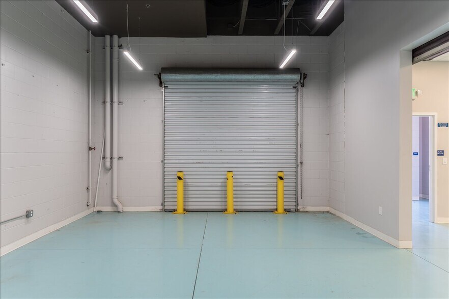 More Photos Of 1030 Huston St, Grover Beach Flex For Lease