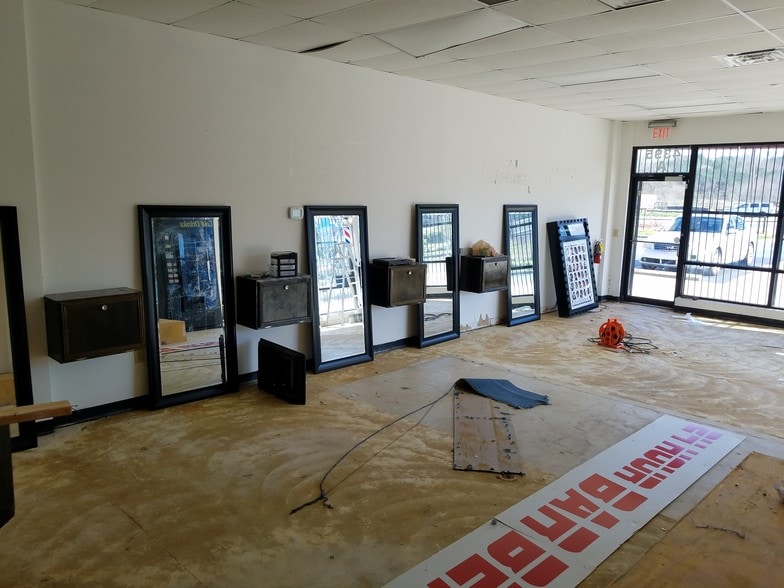 More Photos Of 4395 Fulton Industrial Blvd, Atlanta Storefront Retail Office For Sale
