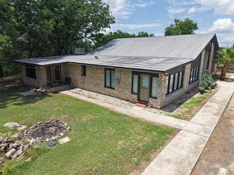 More Photos Of 1801 Uhland Rd, San Marcos Lodge Meeting Hall For Sale