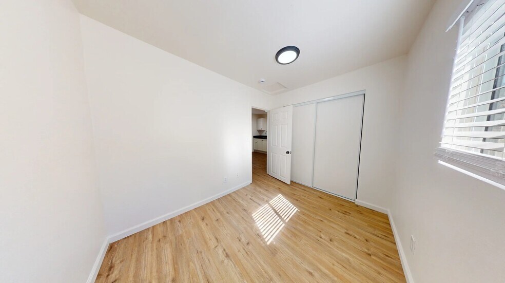 More Photos Of 2715 Twin View Blvd, Shasta Lake Multifamily For Sale