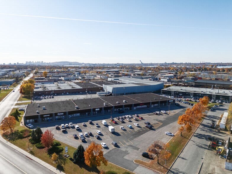 More Photos Of 620-650 St Giffard, Longueuil Warehouse For Lease