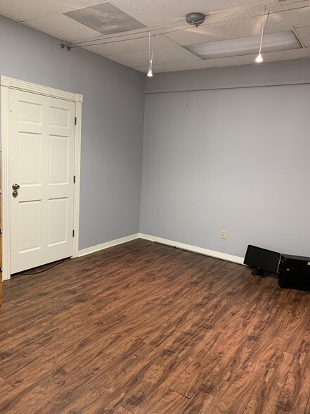 More Photos Of 14339 Torrey Chase Blvd, Houston Loft Creative Space For Lease