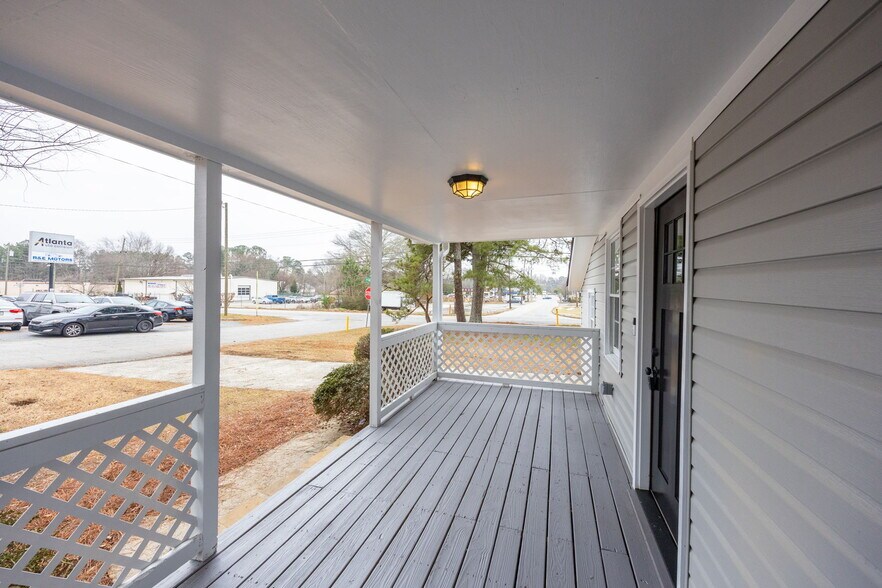 More Photos Of 1651 Donna Lynn Dr, Smyrna Office For Sale