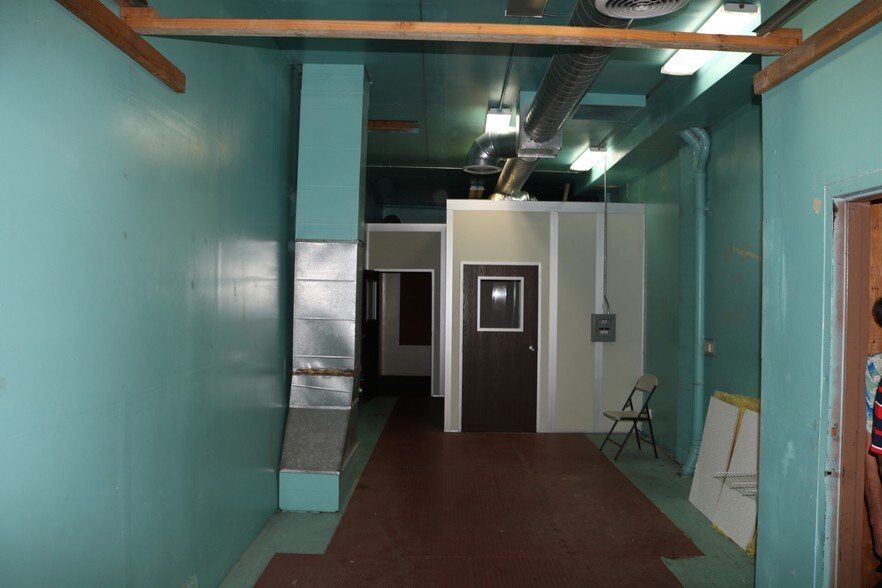 More Photos Of 7648 Lemon Ave, Lemon Grove Manufacturing For Lease