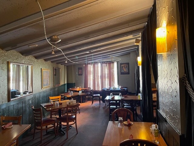 More Photos Of 3109-3133 Watson Rd, Saint Louis Freestanding For Lease