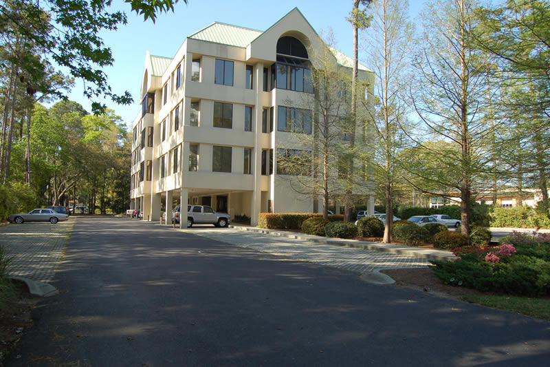 More Photos Of 52 New Orleans Rd, Hilton Head Island Office For Sale
