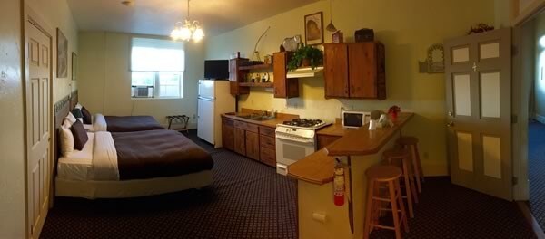 More Photos Of 402 Main St, Antonito Hotel For Lease