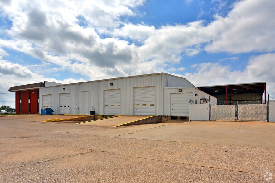 More Photos Of 531 N Portland Ave, Oklahoma City Warehouse For Lease