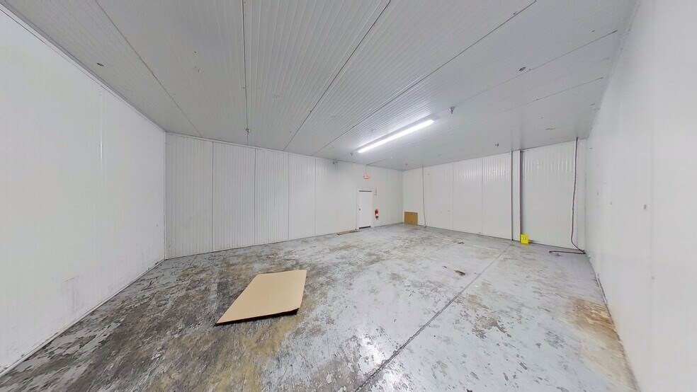 More Photos Of 1100 Milik St, Carteret Manufacturing For Sale