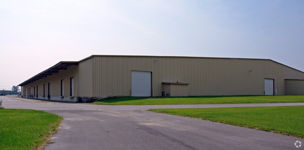 More Photos Of 222 Hwy 58 S, Kinston Warehouse For Lease
