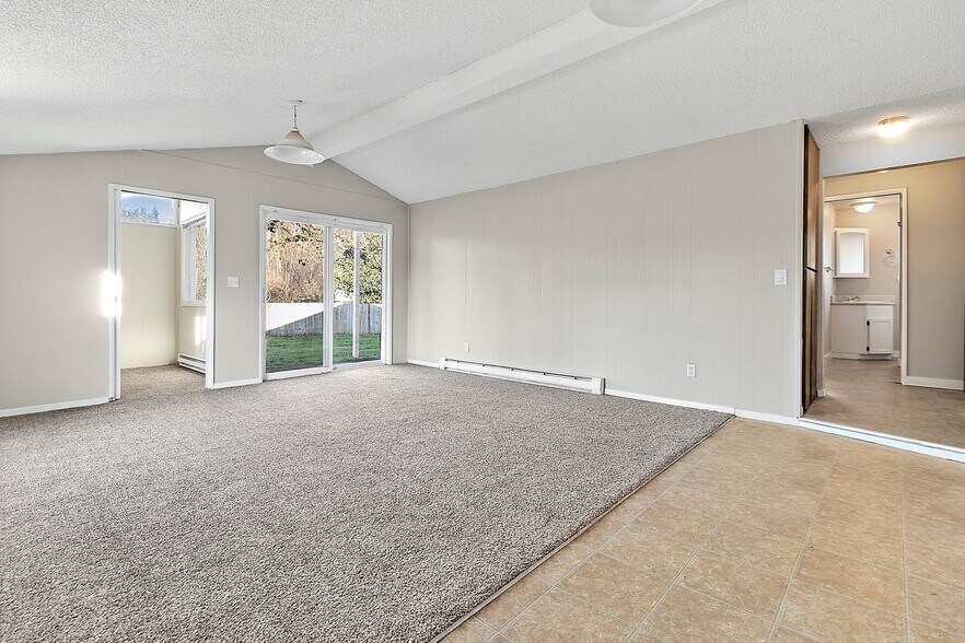 More Photos Of 16421 64th St E, Sumner Specialty For Sale