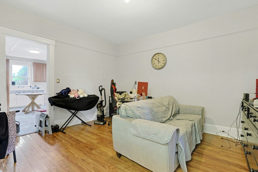 More Photos Of , Pearl River Unknown For Sale