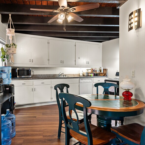 More Photos Of 1041 3rd St, Novato Apartments For Sale