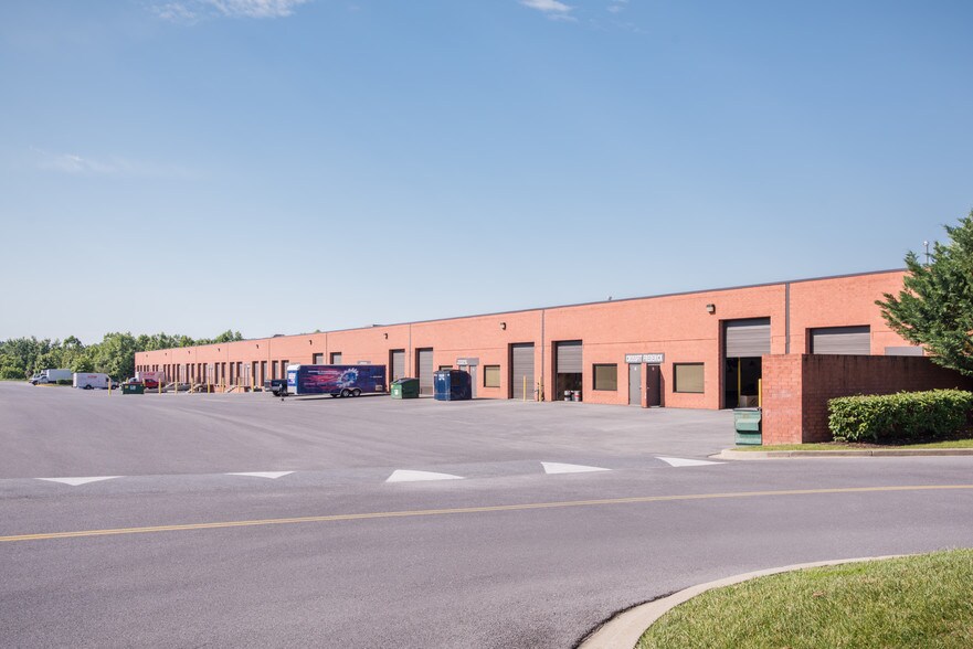 More Photos Of 5119 Pegasus Ct, Frederick Research And Development For Lease