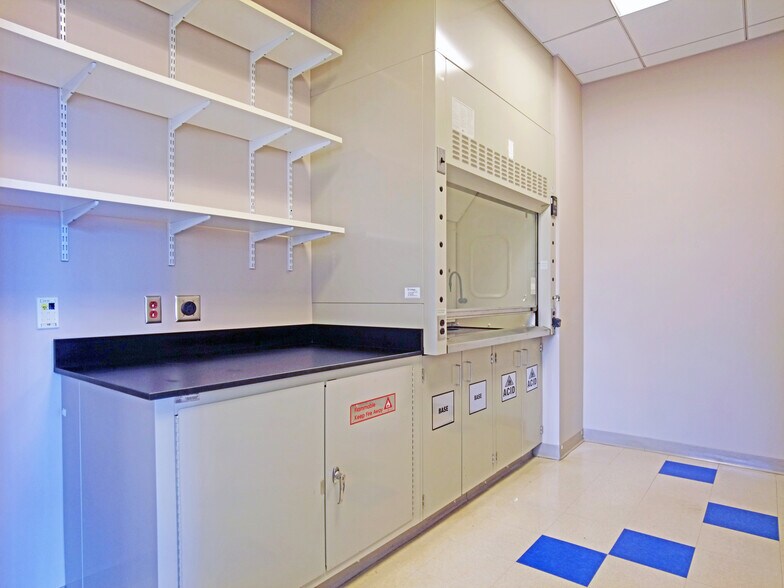 More Photos Of 150 New Scotland Ave, Albany Medical For Lease