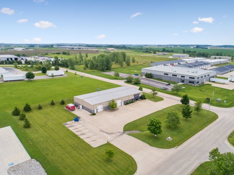 More Photos Of 801 62nd St, Marion Showroom For Sale