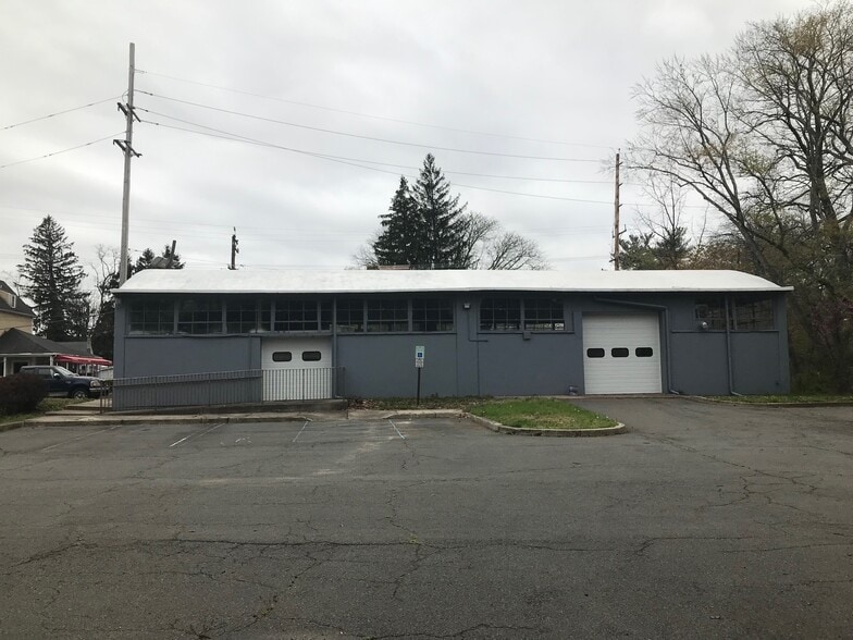 More Photos Of 11 Washington Rd, Princeton Junction Auto Repair For Lease