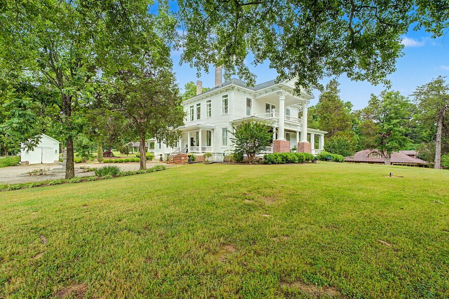 More Photos Of 118 Hwy 309 S, Byhalia Lodge Meeting Hall For Sale