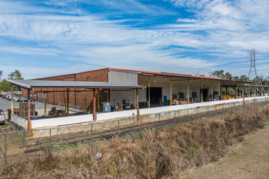 More Photos Of 889 Mabry St, Tallahassee Warehouse For Sale