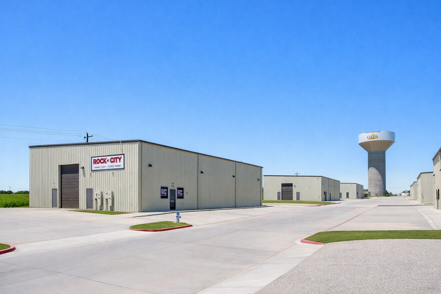 More Photos Of 4295 County Road 86, Celina Warehouse For Lease