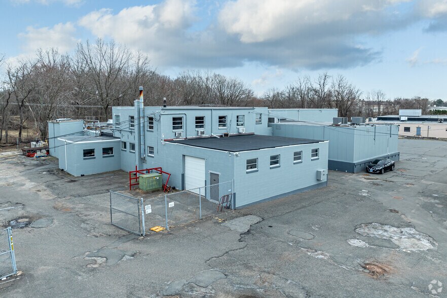 More Photos Of 1510 John Fitch Blvd, South Windsor Refrigeration Cold Storage For Lease