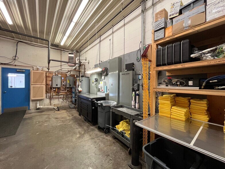 More Photos Of 912 Old Liverpool Rd, Liverpool Carwash For Sale