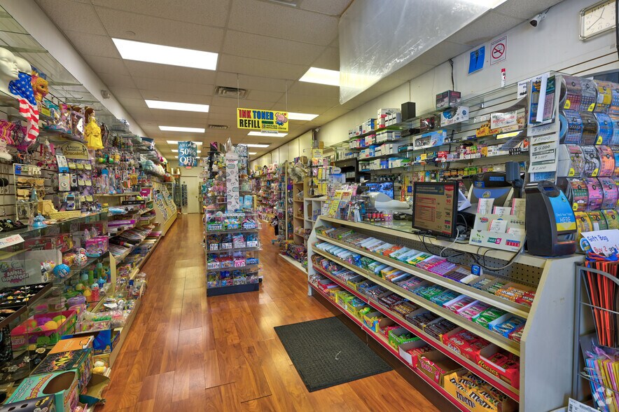 More Photos Of 2-88 N Main St, New City Unknown For Lease