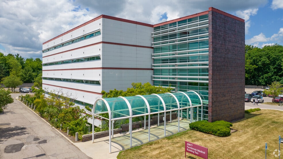 Primary Photo Of 29877 Telegraph Rd, Southfield Medical For Sale