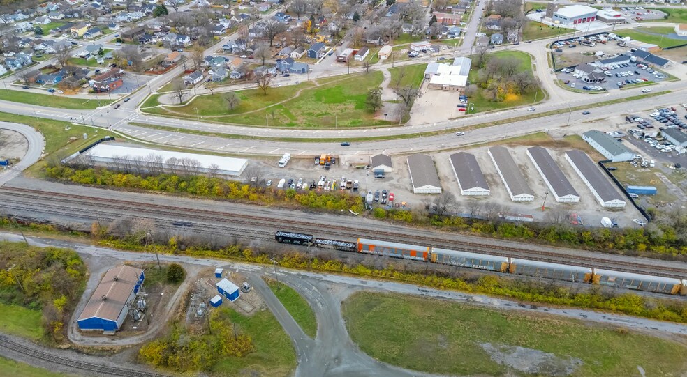 Primary Photo Of 1911 S University Blvd, Middletown Self Storage For Sale