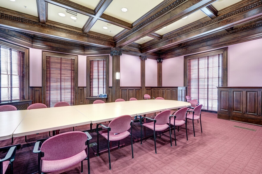 More Photos Of 2040 S St NW, Washington Office For Sale