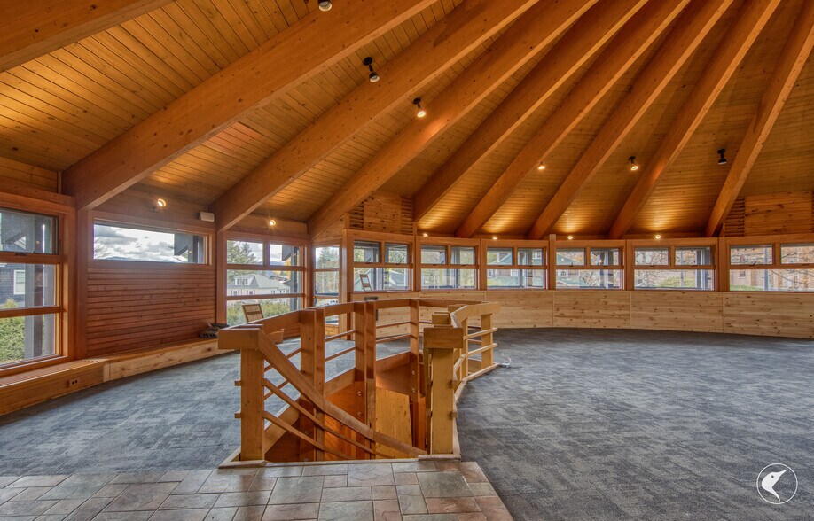 More Photos Of 2345 Saranac Ave, Lake Placid Flex For Sale