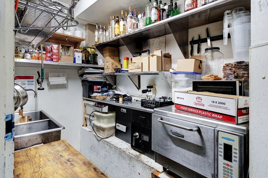 More Photos Of 152 Ludlow St, New York Apartments For Lease