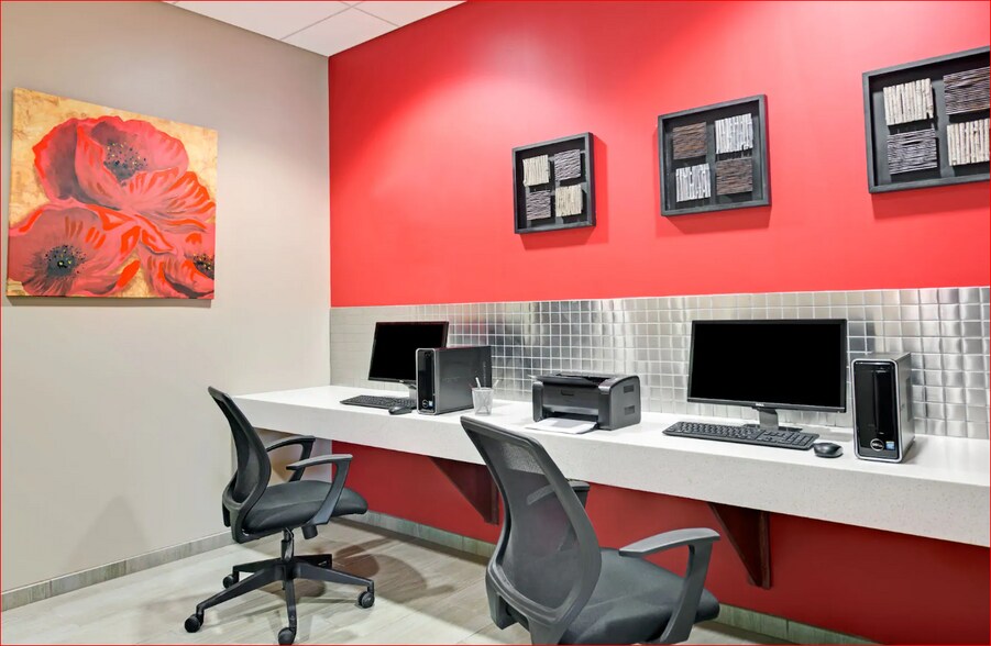 More Photos Of 265 33rd Ave, Columbus Hotel For Sale